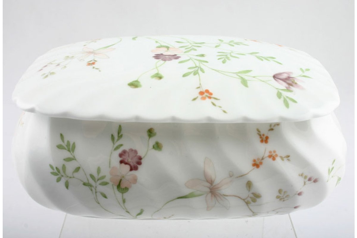 Wedgwood Campion Box | We'll find it for you | Chinasearch