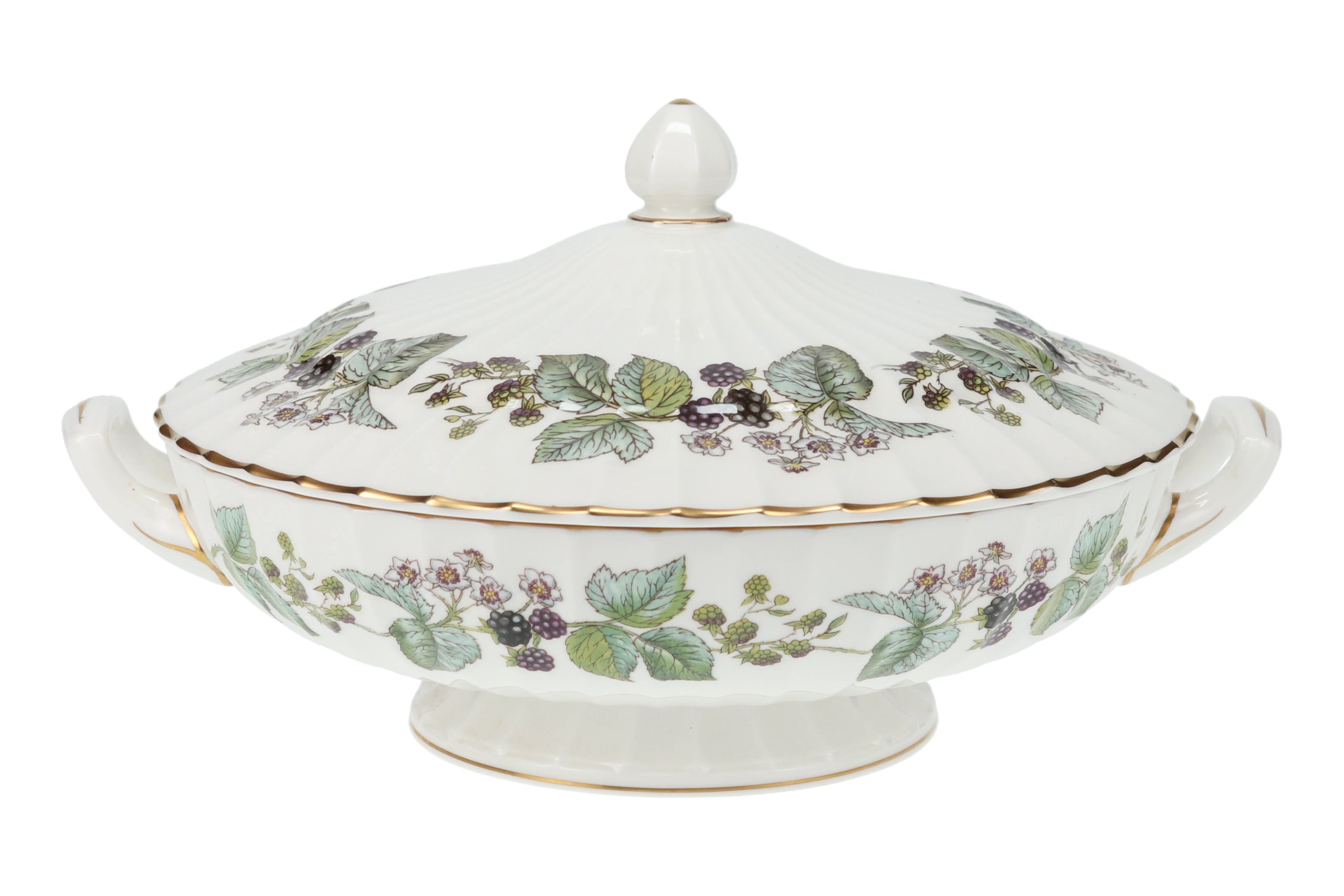 Royal Worcester Lavinia - White Vegetable Tureen with Lid | We'll