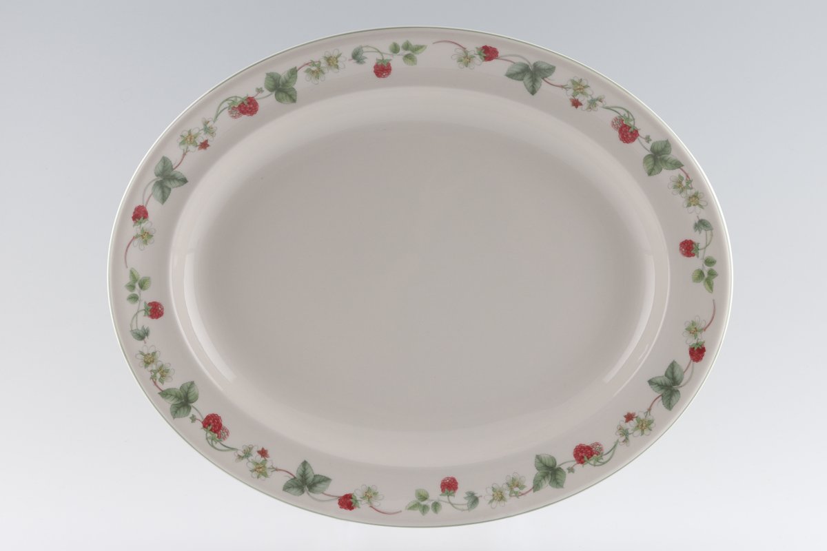 Wedgwood Queensware Raspberry Wedgwood Raspberry Oval Platter | We'll find it for you | Chinasearch